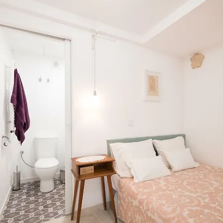 Little For Two-alfama Apartment Lisbon